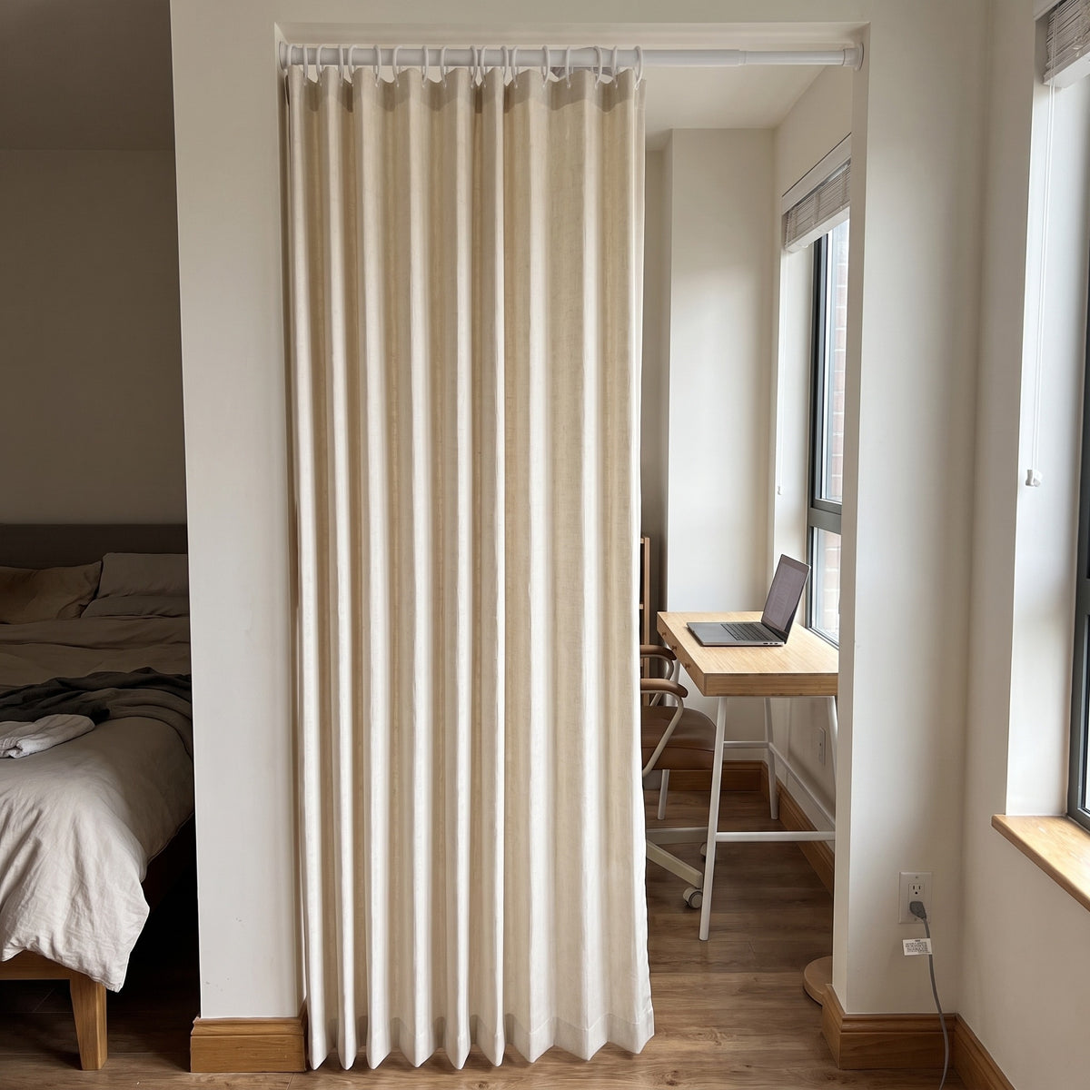 Homeoffice-Ecke abgetrennt