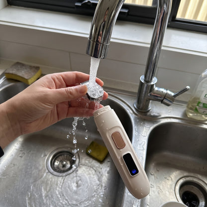 Scherkopf unter fließendem Wasser