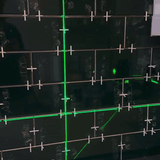 4D-Kreuzlinienlaser, selbstnivellierend, 16 grüne Linien