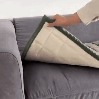 gif — Cord-Sofaschoner rutschfest – Schutz vor Tierhaaren, Kratzern & feuchten Pfoten