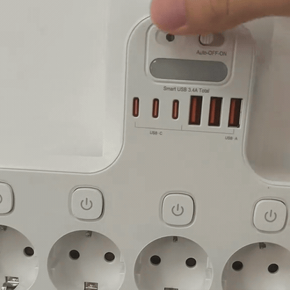 Das Nachtlicht des VoltNest schaltet sich im Dunkeln automatisch ein